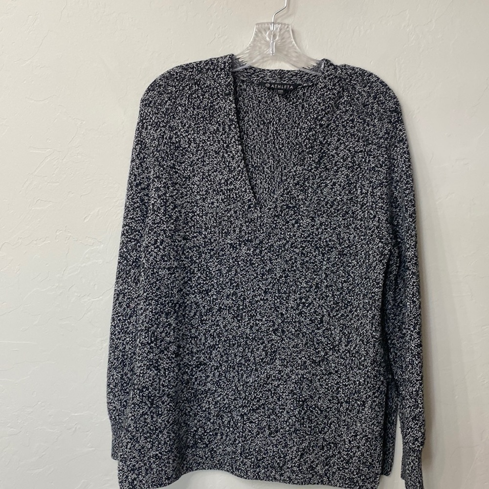 Athleta marled  black and white 45% merino wool sweater size xxs.